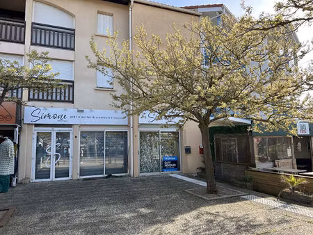 local commercial biscarrosse plage 39.20 m2