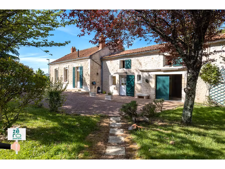 maison en pierre 1936 3 chambres + potentiel évolutif ja