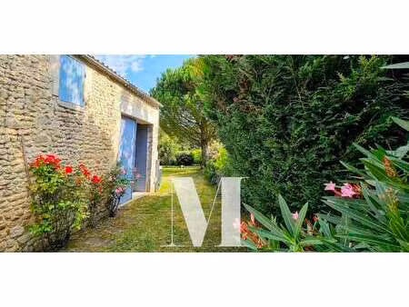 maison avec piscine et jardin saujon (17)