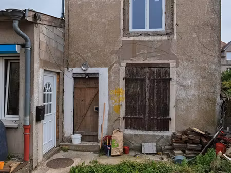 toul - petite maison avec jardin beau potentiel idéal pr