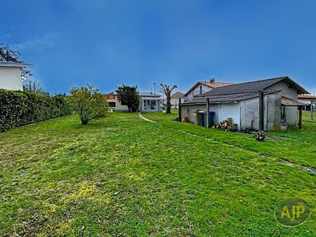 lege centre - maison t3 avec jardin et garage