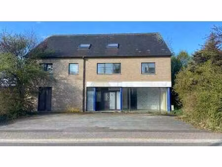 immeuble de rapport situé à libramont-chevigny 