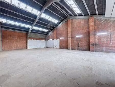 magnifique entrepot - la louviere