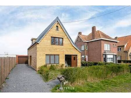 maison individuelle clé en main avec garage  jardin et vue d