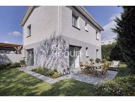 maison récente 6 pièces à vendre à vénissieux - quartier anatole france - paul langevin