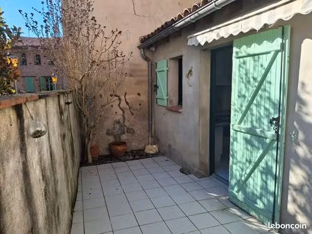 maison de ville t4 atypique - 76m² - parking privé et cour - villemur centre