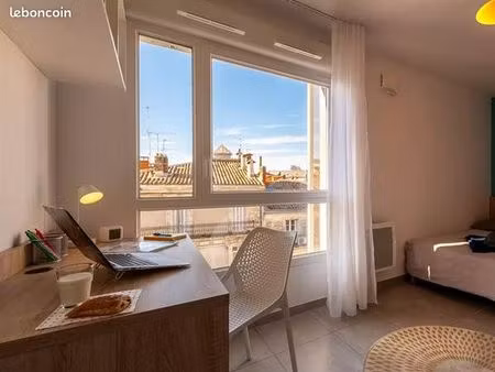 studio 1 pièce 18 m²