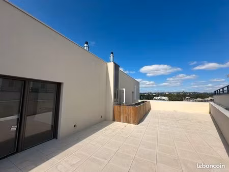 t5 attique de 116 m²