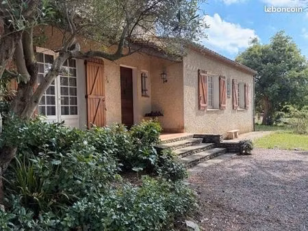 villa 4 pièces 128 m²