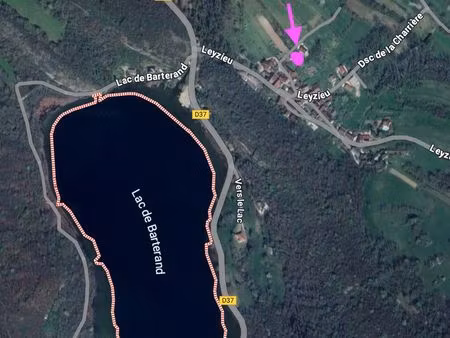 terrain constructible proche lac