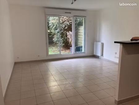 beau t3 neuf limeil 1100 tout confort