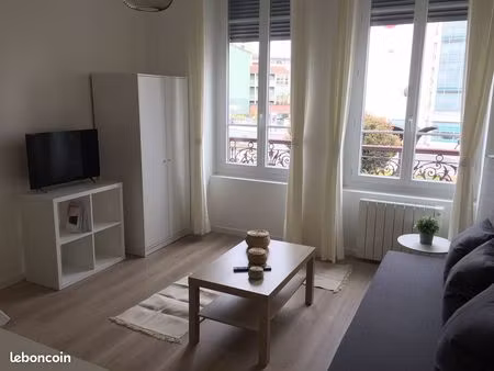 t1 meublé garibaldi-berthelot (7ème)