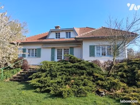 maison 7 pièces 120 m²