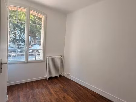 appartement 1 pièce 11 m²