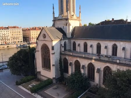 studio t1 rénové  lyon 5ème vieux lyon  vue fourvière