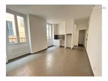studio 1 pièce 22 m²