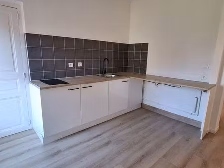 t2 de 26 m² avec terrasse et jardin collectif proche toutes commodités