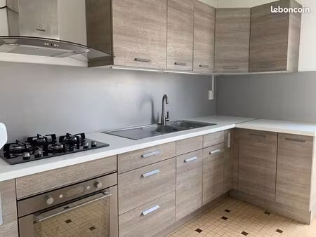 appartement 3 pièces 63 m²