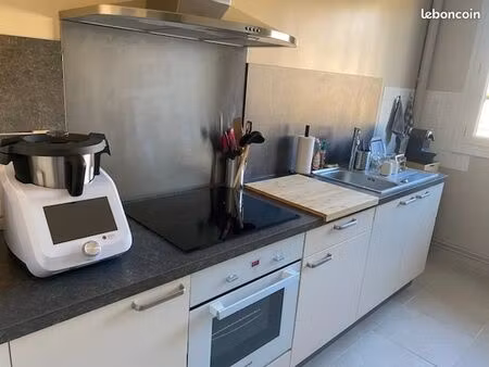 appt t2 52m2 traversant balcon garage toutes charges comprises: chauffage eaux  syndic