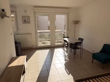 studio meublé 30 m² avec balcon – montigny-lès-metz
