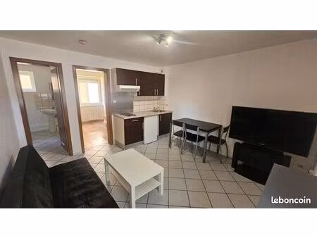 loue f2 proche du centre ville