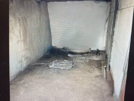 4 garage ou entrepor