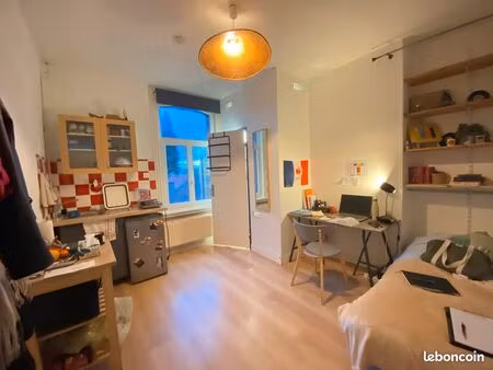 studio meublé 16m² proche fac de droit/école des mines