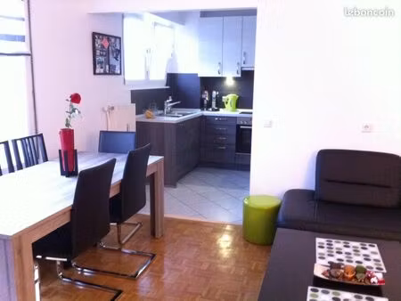 loue 2 pièces lumineux