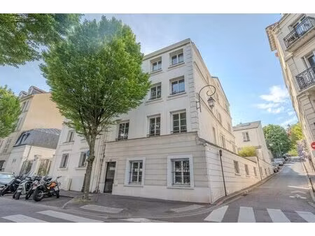 appartement ou bureaux - 2 pièces de 37 88 m² à saint-cloud