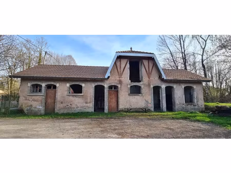 vente immeuble 80 m² giromagny (90200)