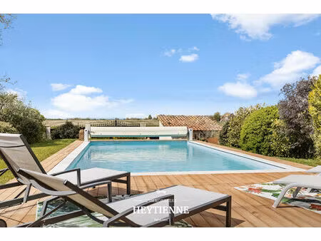 10 mn metz - maison de caractère 370 m² ; piscine  prestations