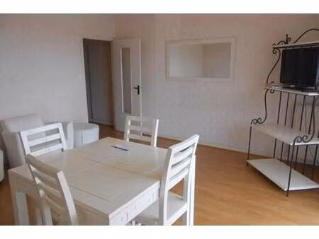 location - appartement 3 pièces 73 m2 le mans
