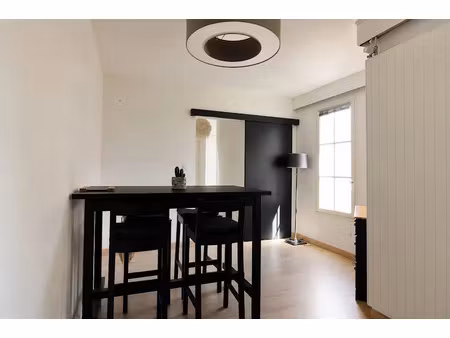 location meublée appartement 5 pièces 89.03 m² à angers (49000)  370 €