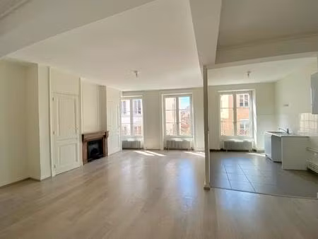 appartement 4 pièces refait à neuf