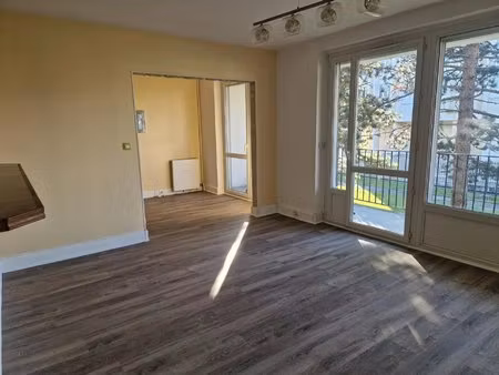 villeneuve st georges - a louer appartement familial proche toutes les commodites