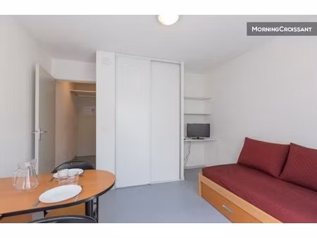 studio fonctionnel idéalement situé