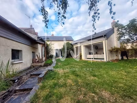 location meublée chambre 5 pièces 159.3 m² à trelaze (49800)  464 €