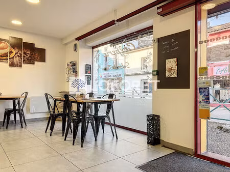 immeuble mixte - emplacement n°1 en coeur de ville