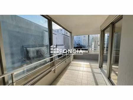 monplaisir – appartement lumineux t3 bis modulable en t4 avec garage double