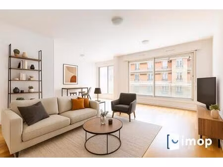 4 pieces etage eleve avec ascenseur balcon parking