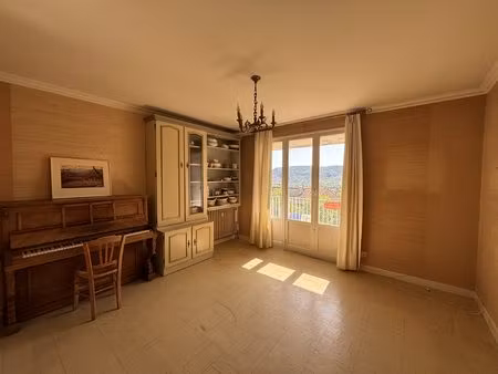 appartement t5 avec garage