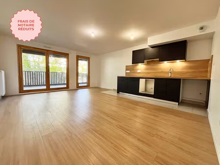 appartement - 5 p - 104 33 m2 - 1