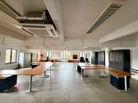 bureau prêt à emménager de 250 m² à proximité de la n21...