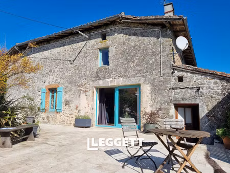 maison 7 pièce(s)  montrol-sénard