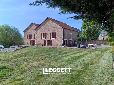 maison 8 pièce(s)  arnac-la-poste