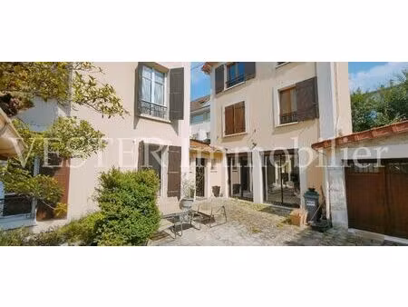 bagneux village  2 maisons de 185 m²  5 chambres reliées entre elle