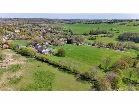 terrain à bâtir idéalement située!