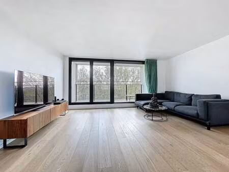 appartement 2 ch – peb a- avec terrasse + pk