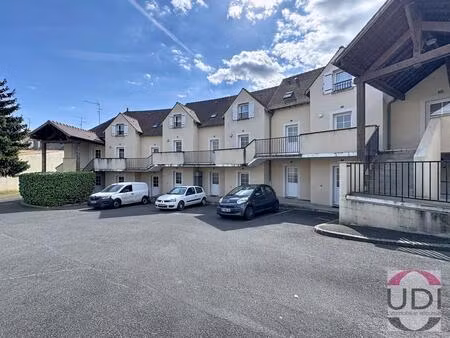 exclusivité udi - coeur de saint-vrain - appartement t2 avec parking