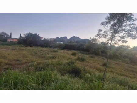 vente terrain 604 m² à roquebrune-sur-argens (83520)  190 000 €